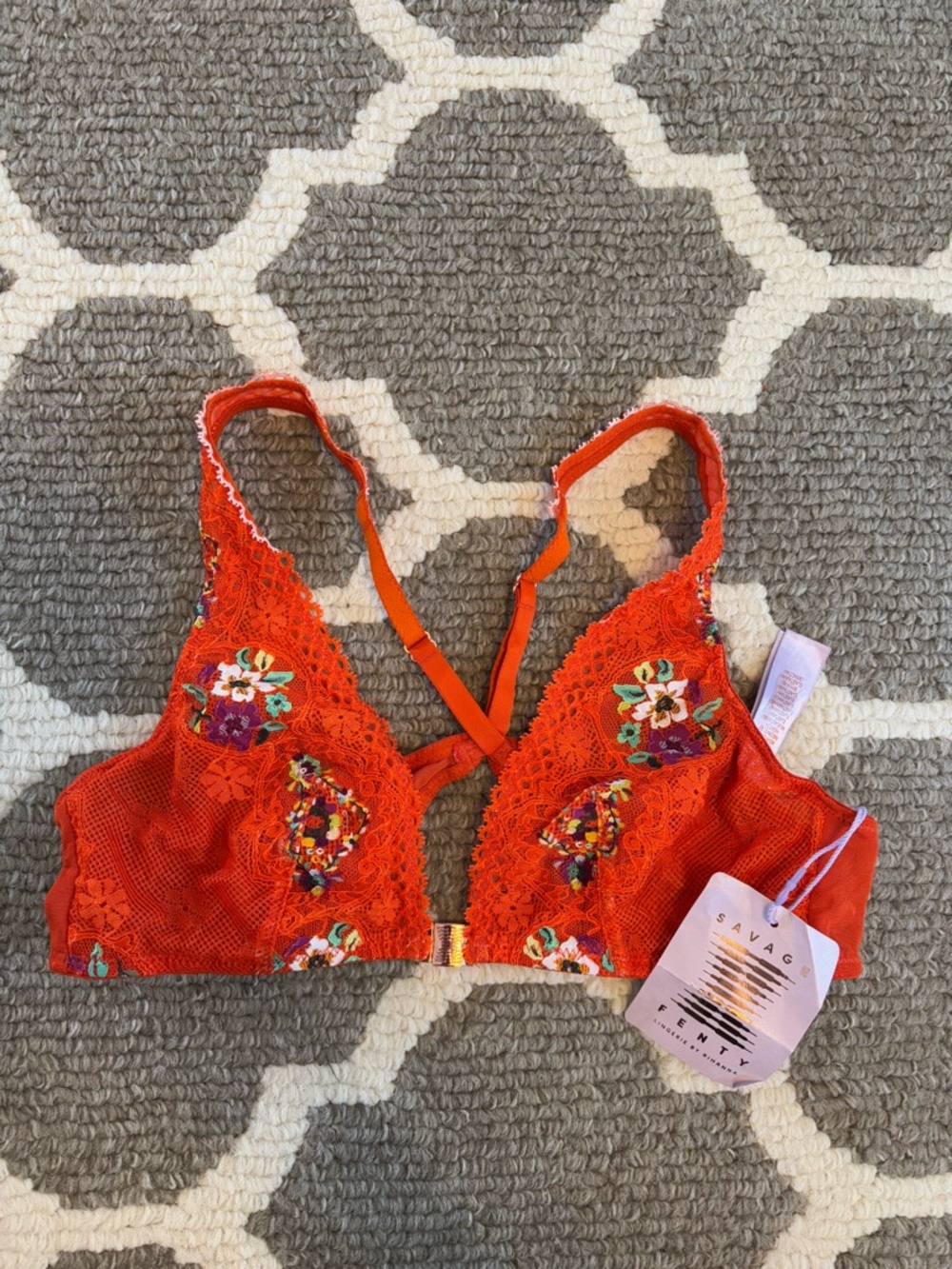NWT Savage X Fenty Bralette size small